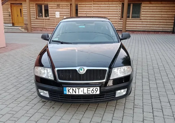 skoda piława górna Skoda Octavia cena 20000 przebieg: 203245, rok produkcji 2011 z Piława Górna